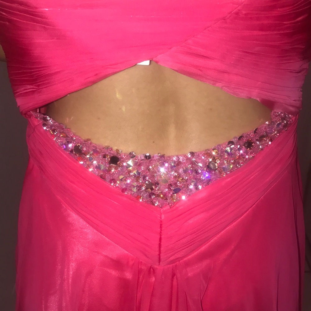 Dress - Picture 3 of 4